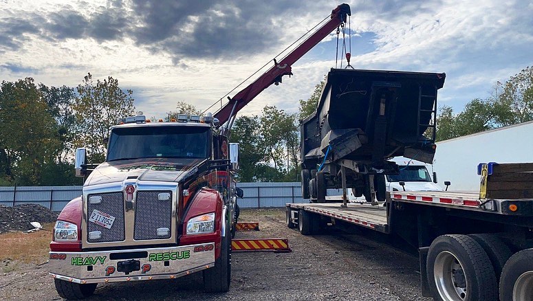 heavy equipment hauling, low boy trailer, batavia, il, chicago suburbs, priority wrecker service inc